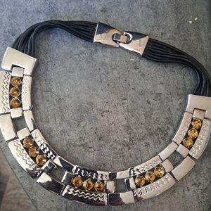 STATEMENT 16" choker necklace.